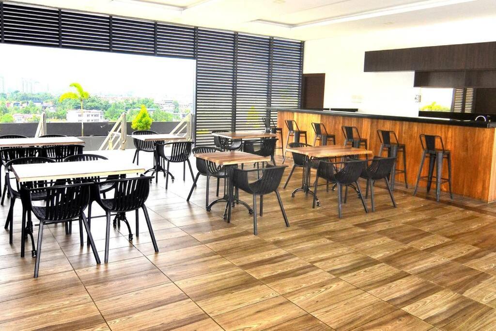 Apartment Lovely Vivamall View With 2 Card Lv12 Kuching